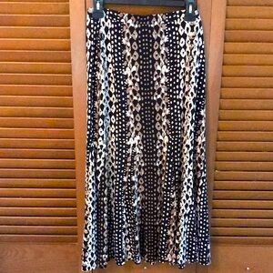 *NWT East 5th Gored Black, Ecru, and Taupe Pull On Midi Skirt… L